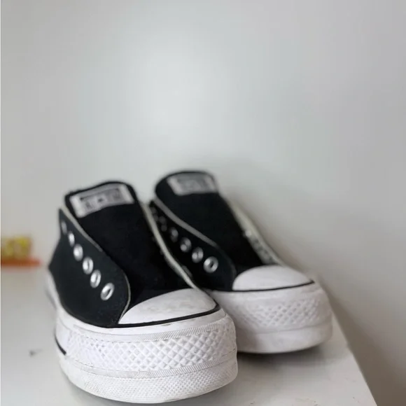 Converse Chuck Taylor All Star Platform Low Top Black White – Women’s Size 7.5 - Picture 5 of 14